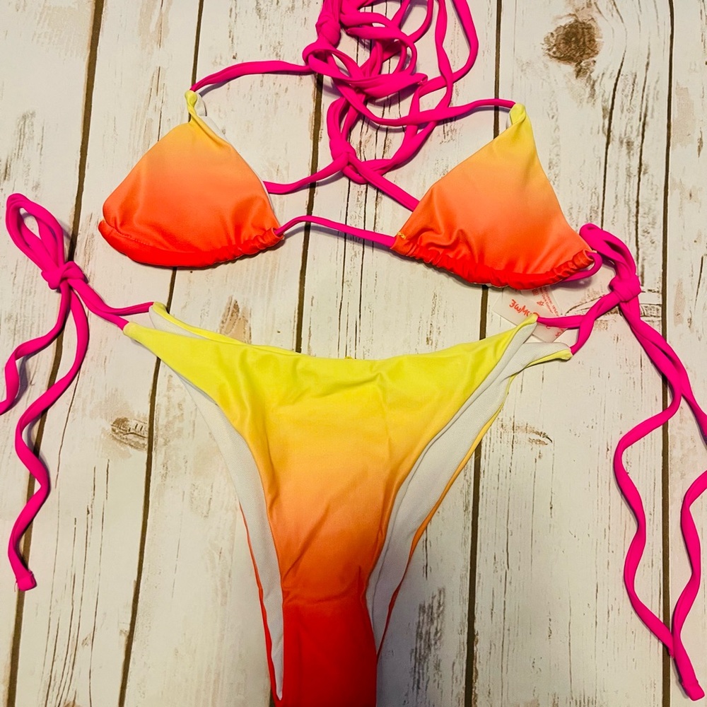 2 piece bikini size small